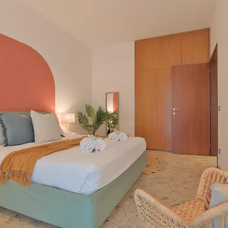 Atelier River Charm Near Adige, Center & Game Apartment
