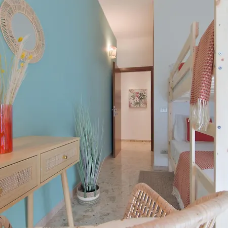 Atelier River Charm Near Adige, Center & Game Apartment