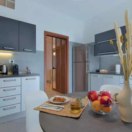 Appartamento Atelier River Charm Near Adige, Center & Game Verona